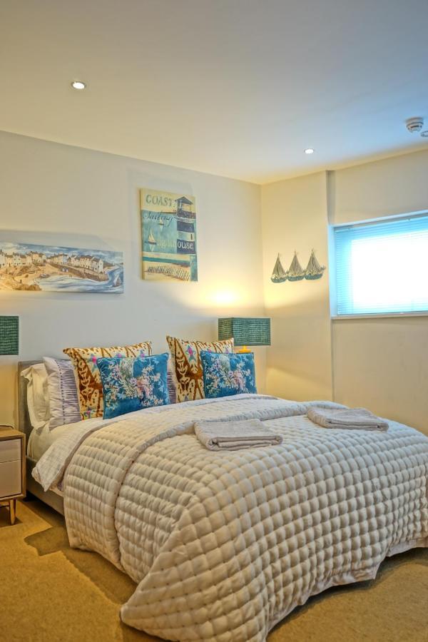 Ferienwohnung Beach On The Doorstep Meridian Tower Marina Swansea Exterior foto