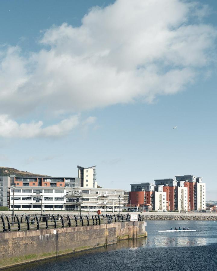 Ferienwohnung Beach On The Doorstep Meridian Tower Marina Swansea Exterior foto