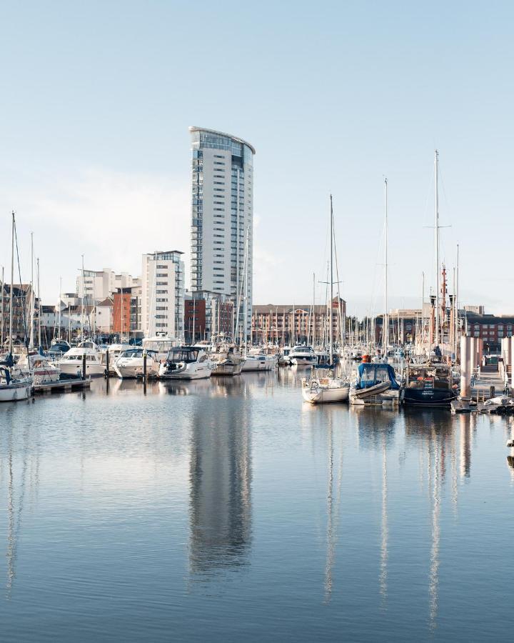 Ferienwohnung Beach On The Doorstep Meridian Tower Marina Swansea Exterior foto