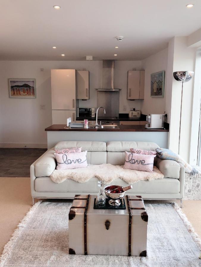 Ferienwohnung Beach On The Doorstep Meridian Tower Marina Swansea Exterior foto