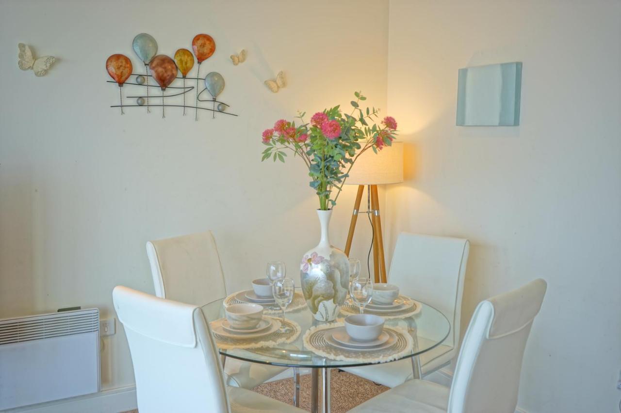 Ferienwohnung Beach On The Doorstep Meridian Tower Marina Swansea Exterior foto
